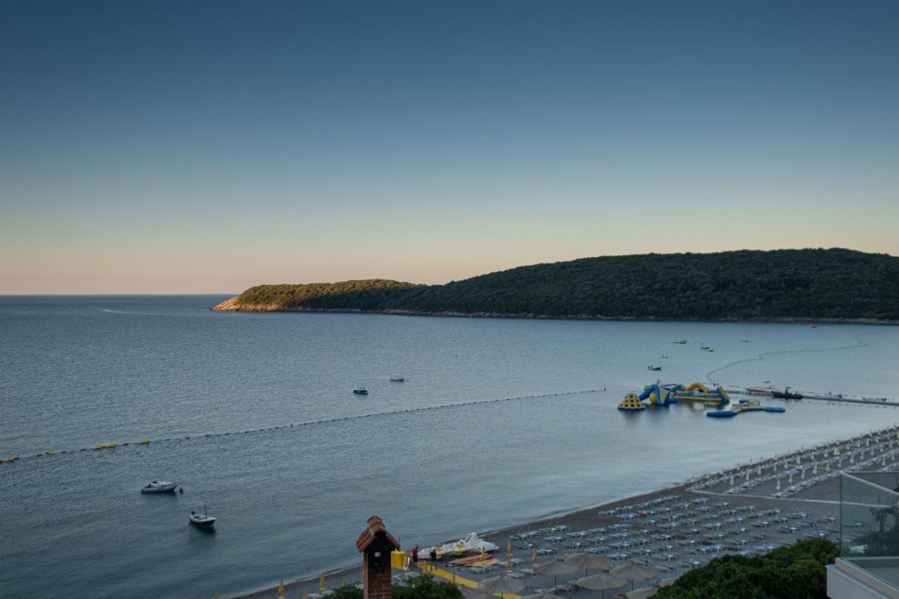 Poseidon The Beach Hotel Budva Buitenkant foto