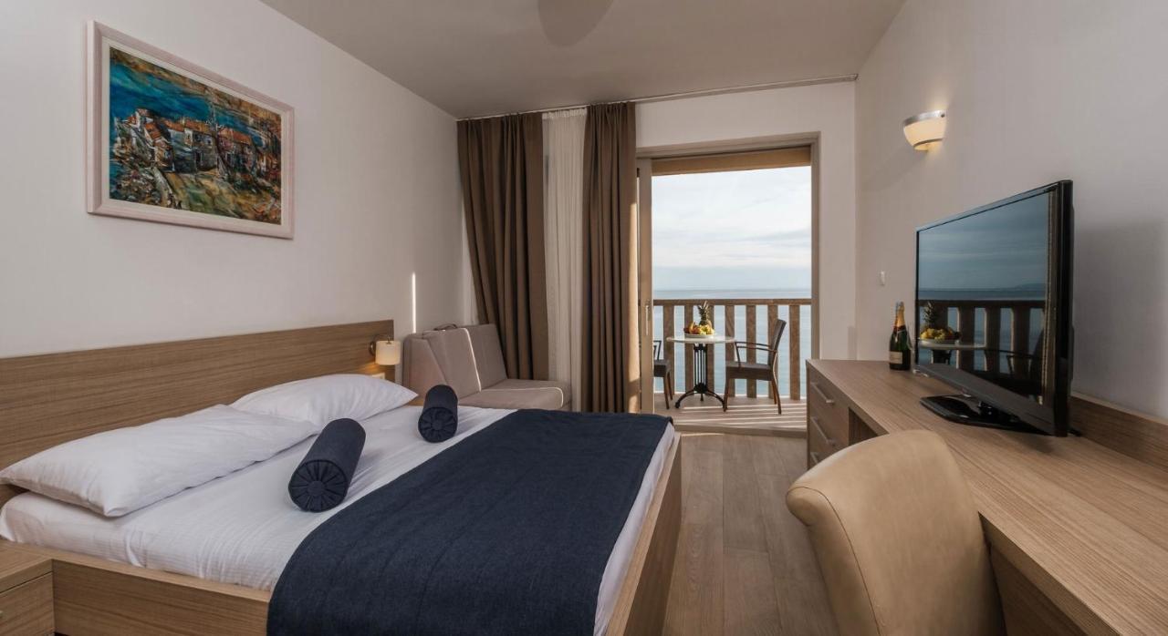 Poseidon The Beach Hotel Budva Buitenkant foto